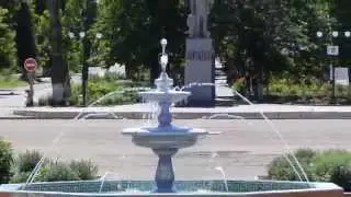 Фонтан в городе Молодогвардейск.