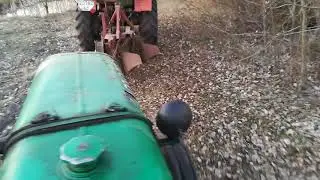 Т 25 тягне на буксир ДТ 20....