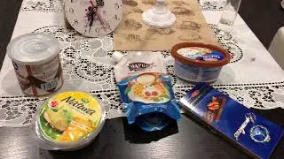 Сыр + шоколад = прыщи ( cheese+ chocolate = pimples)