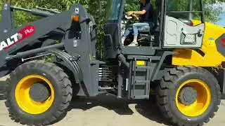 Loader Lady Hero Makes Her Grand Entrance!