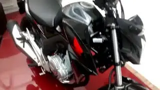 Twister 2016 Preta detalhes vale a pena?