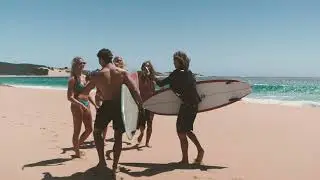Delvi Surfing