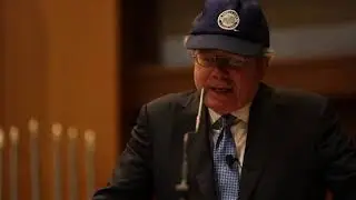 Randall Morton Introduces John Kerry at The Progressive Forum