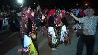 YÖRESEL GİYİMLİ KÖY KIZLARINDAN YÖRESEL KAŞIK OYUNLARI MANİSA DEMİRCİ BÜYÜK KIRAN KÖYÜ
