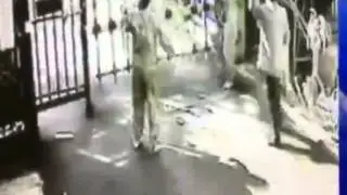 Неудавшийся угонщик получает люлей