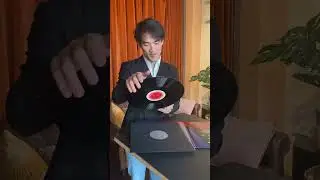Enjoy this unboxing video by Bruce Liu himself 🤩#deutschegrammophon #shorts #classicalmusic #piano