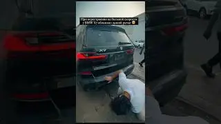 При перестроении на большой скорости у BMW X7 обломило задний рычаг 🤯 