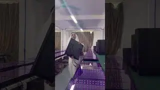 welcome Mid east buyer visit Homei stage light factory, do you know where is he from ? #dj #lights