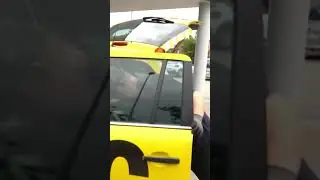 ADAC eilt zur Hilfe: Schlüssel im Auto eingesperrt! #focustv #reportage #dokumentation #adac #auto