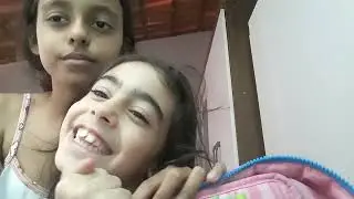 Arrumando o estojo da minha prima