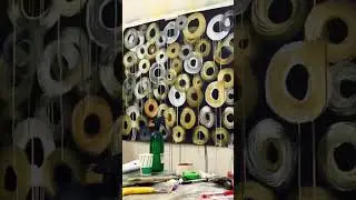 Timelapse video of drippy loops painting 