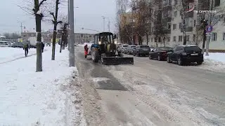 В Серпухове прошел рейд по выявлению неправильно припаркованных автомобилей, мешающих уборке снега