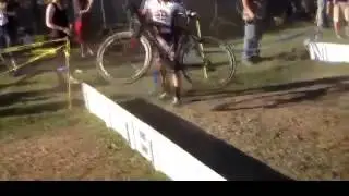 Велогонка с препятствиями! Смешной прикол 2013!