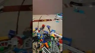 Уборка игрушек в детской комнате)))