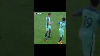 Everyone is trolling Ronaldo 😂🤣