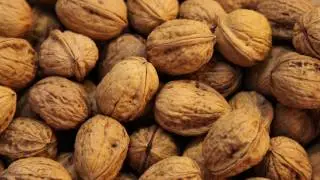How to Cook With Walnuts:  Hungry in...San Francisco