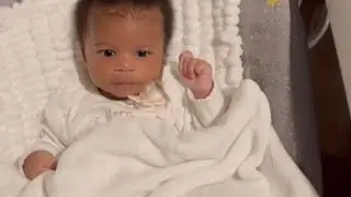 Home photoshoot takes a wild twist as little boy roars like a lion || WooGlobe