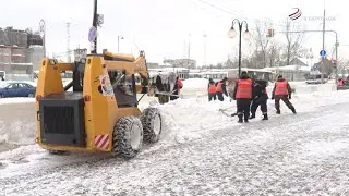 На уборку снега в Серпухове вышло почти 60 единиц техники