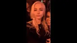 Алёна Шишкова тусуется в клубе (TopPeriscope.RU)