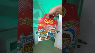 WHAT'S INSIDE AN A4 NEW YEAR'S BOX? 😱 