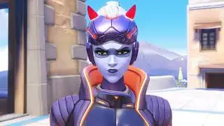 WIdow having fun