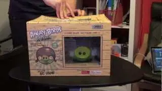 Unboxing: Angry birds speaker
