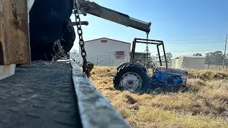 My Palfinger easily lifts a 2 tonne Massy Ferguson Tractor