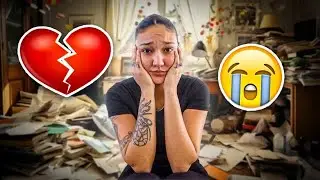 THE HOUSE IS DESTROYED! VLOGMAS DAY 14