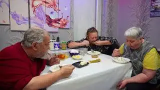 Как встретила Рождество семья пенсионеров из Сибири и что приготовили к столу ПОДВАЛ ИЛЬИЧА праздник