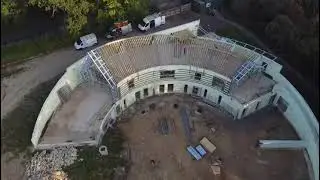 curved roof