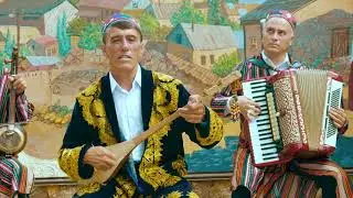 МАХМАДАЛИ АЮБИ  СУРУДИ БЕХТАРИН ДАР ВАСФИ БУЗУРГИИ МОДАР БАРОИ ГАРИБОН