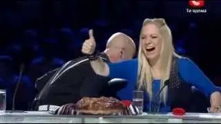 Самое смешное на Украина мае таланте)))
