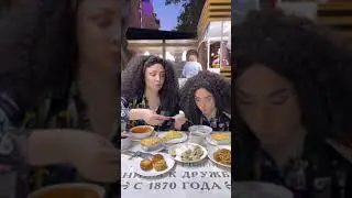 Мукбанг близняшки еда Twins Mukbang food