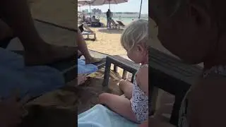 Ай щекотно 😂 