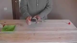Gas-burner. Installing a gas burner on a can.