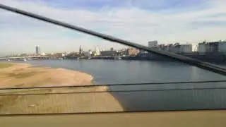 Дюссельдорф, сердце из камней