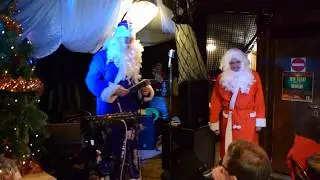 Дед Мороз VS Santa Claus, арт-клуб РоРо
