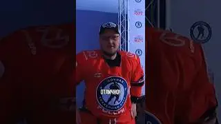 СЛОМАЛ ОЧКИ МАЛЕНЬКОМУ ХОККЕИСТУ, НО МАЛЬЧИК ОЧЕНЬ ОБРАДОВАЛСЯ ЭТОМУ