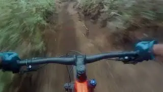 Fujiten mountain biking  (Blue Trail3)  on Trek  Roscoe 8