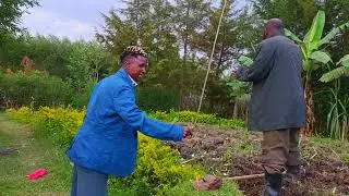 Nakuja na dem Leo Dadii si utanisaidia kunioshea vyombo na utokee Dadii😂😂😂 vukeeeee