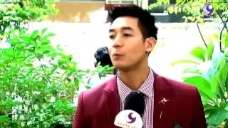 Nine Entertain Night Live - Weir Sukollawat | Warm Hugs By