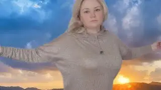 Простое, удобное и красивое платье спицами