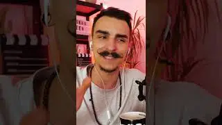 МЕЖДУ НОГ У ВЕЛИКАНА ХОЛИ БАМ И МИСТЕР БИСТ