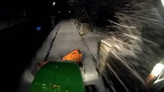 🚜 John Deere 3720 am Schnee räumen - ❄️ Winterdienst 20/21 ❄️