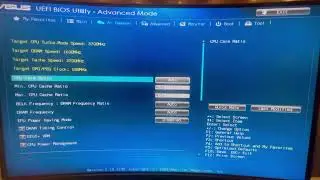 How to boot from the BIOS menu  - Boot Windows 10 / 11 installation media USB drive