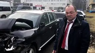 И вот так каждый месяц его ЖЕНА разбивала Порш Кайен