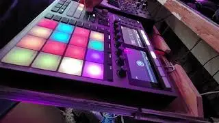 Maschine Plus Drum & Bass