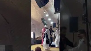 મોરારીબાપુ ગરબા  | Moraribapu playing Garba At Katha