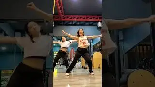 #concalma #daddyyankee #dancechallenge #funwithfriends #trending #tiktokvideo