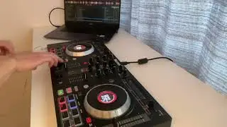 How to Mix HipHop on Beginner DJ Controller (Numark Mixtrack Platinum)